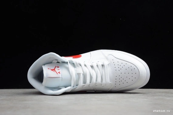 BQ6472-106 Mid BQ6472-106 Red 1 White (W) University Jordan 0101